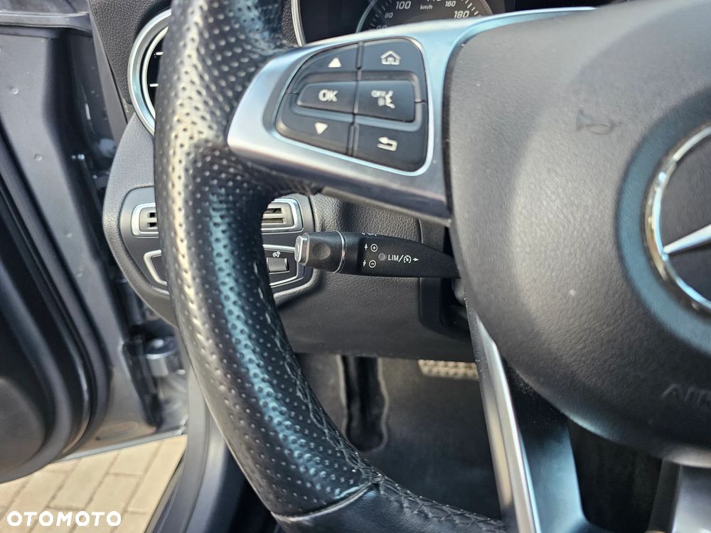 Mercedes-Benz GLC - 24