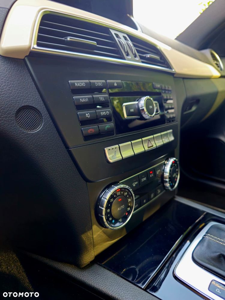 Mercedes-Benz Klasa C 180 (BlueEFFICIENCY) 7G-TRONIC - 20