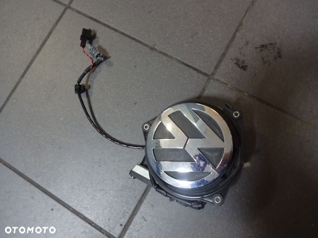 Kamera cofania w znaczku VW Passat CC 2009 ROK - 2