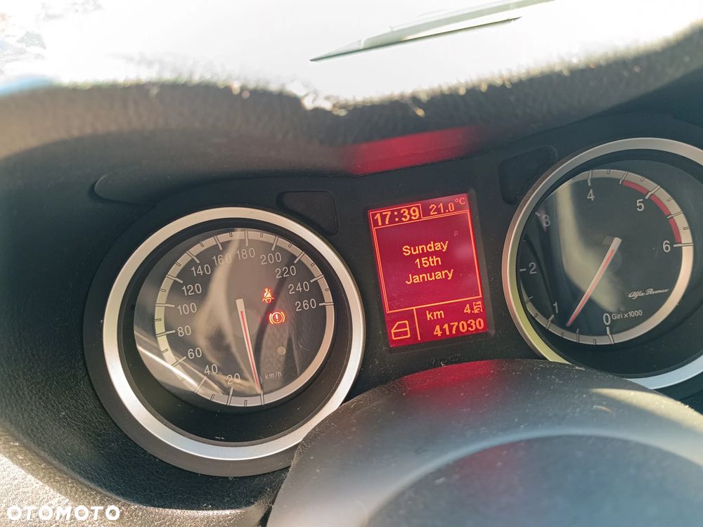 Alfa Romeo 159 1.9JTDM ti - 13