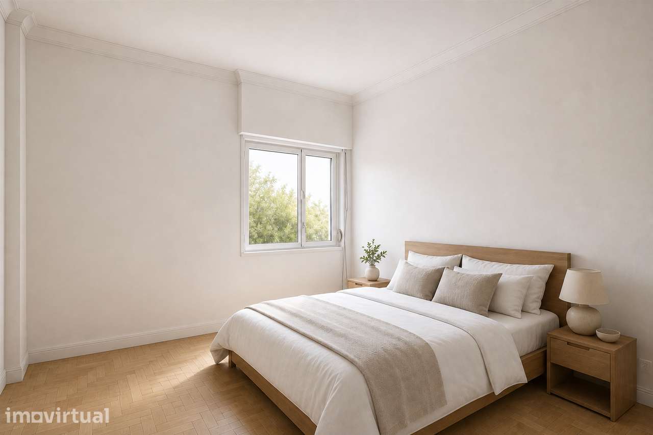 Apartamento T3 com 2 WCs no centro de São João do Estoril - Grande imagem: 3/23