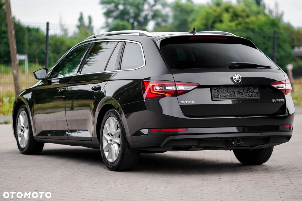 Skoda Superb 2.0 TDI Ambition - 13