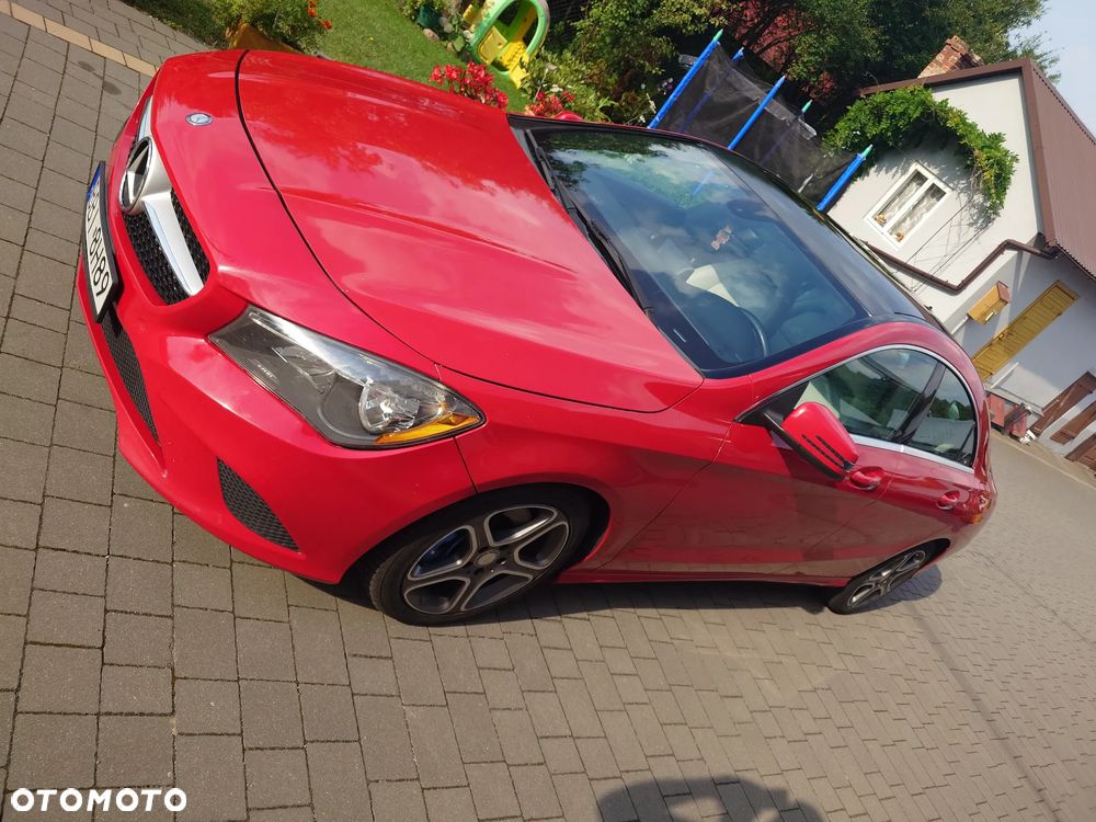 Mercedes-Benz CLA 250 4Matic 7G-DCT - 3