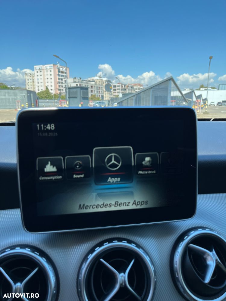 Mercedes-Benz GLA - 22