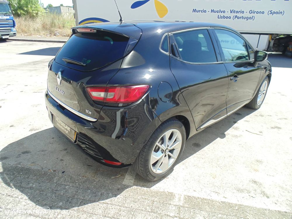 Renault Clio 0.9 TCe Limited - 10