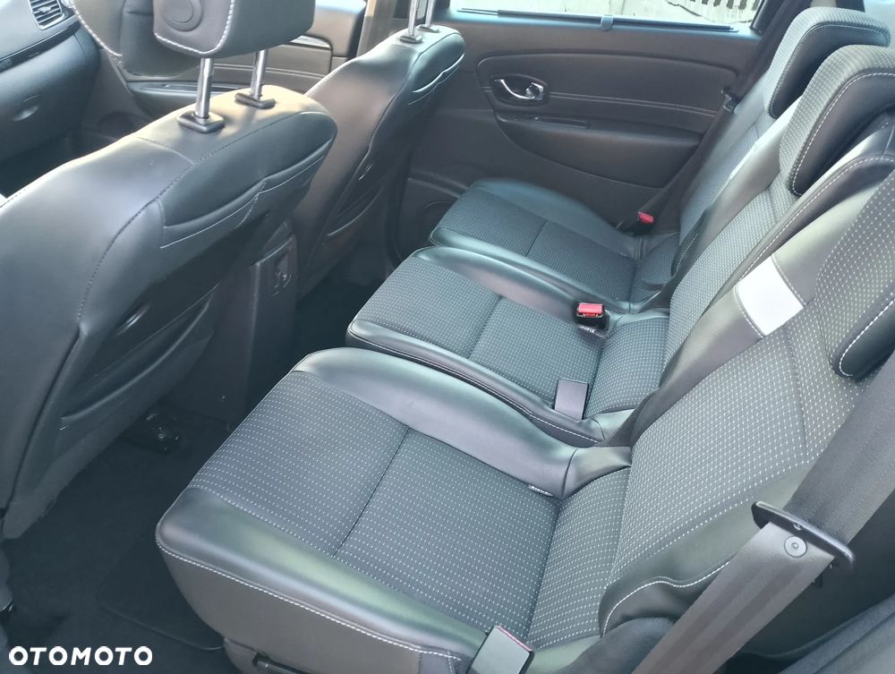 Renault Scenic 1.6 16V 110 LIMITED - 38