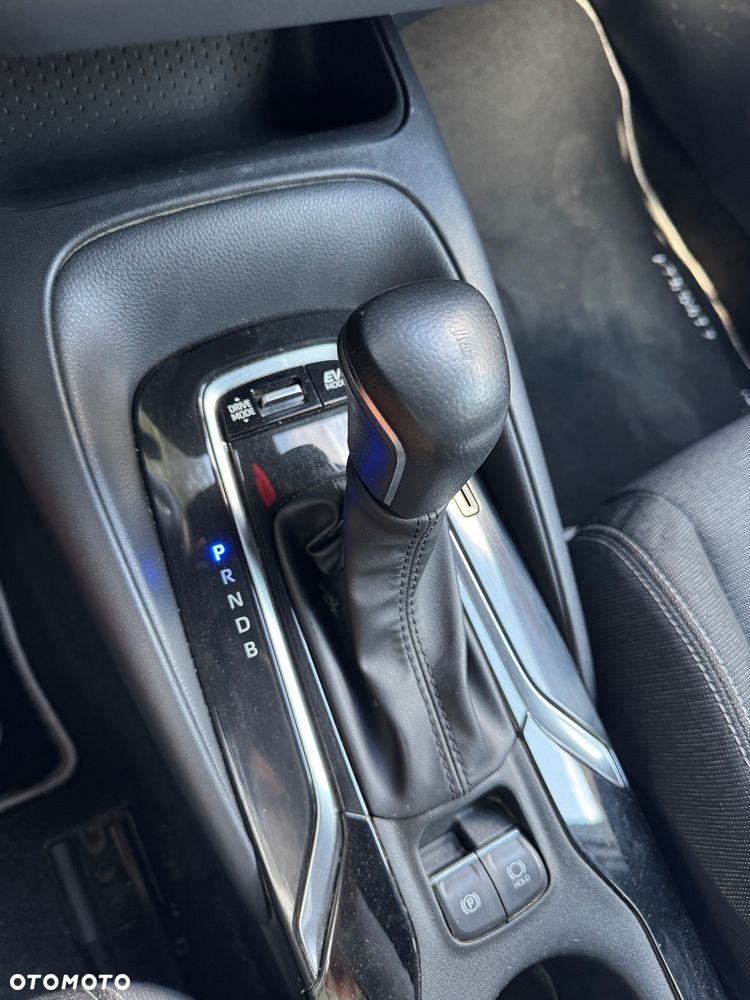Toyota Corolla 1.8 Hybrid Comfort - 35
