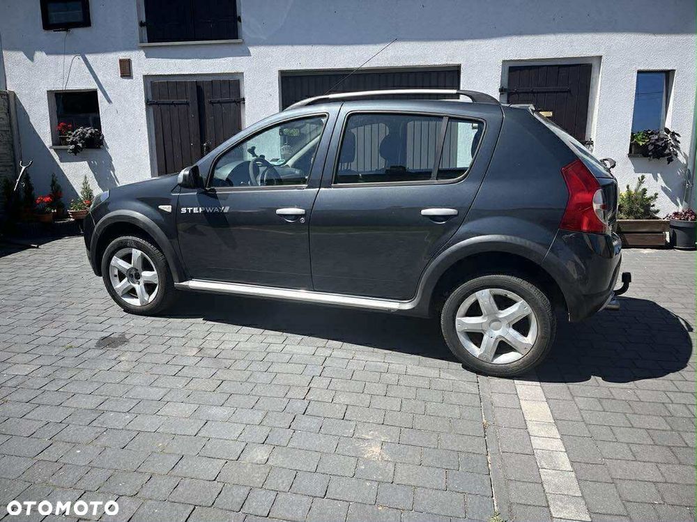 Dacia Sandero 1.6 MPI Stepway - 1