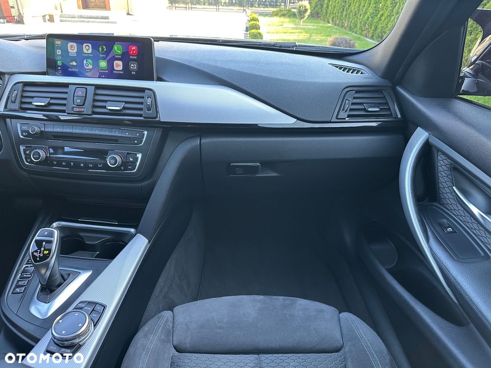 BMW Seria 3 328i Sport-Aut Sport Line - 17