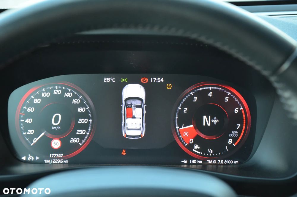 Volvo XC 40 T3 Momentum - 20