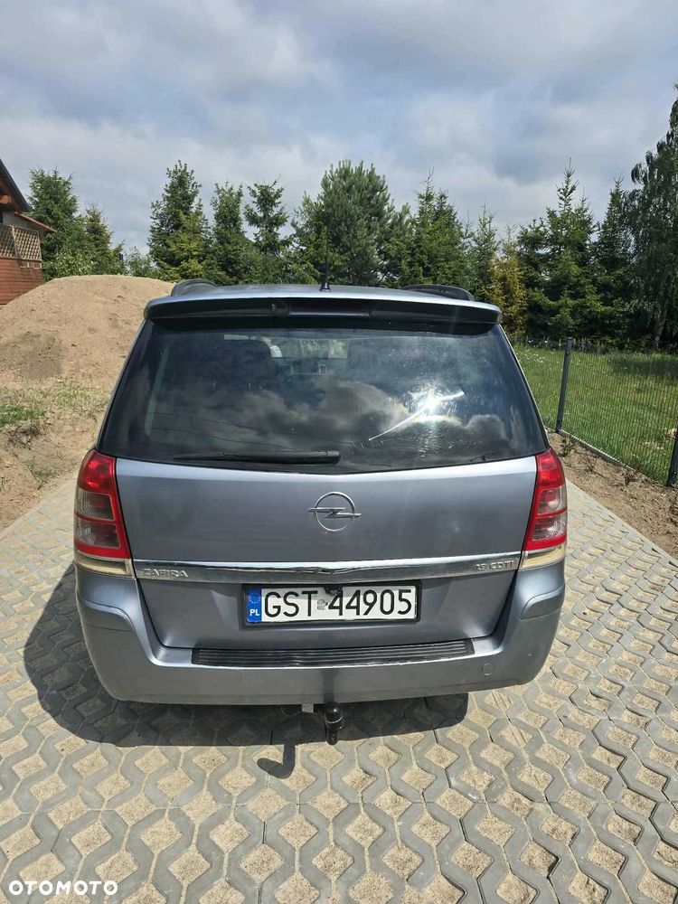 Opel Zafira - 4