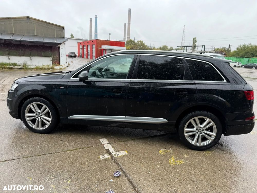 Audi Q7 2017 photo 4