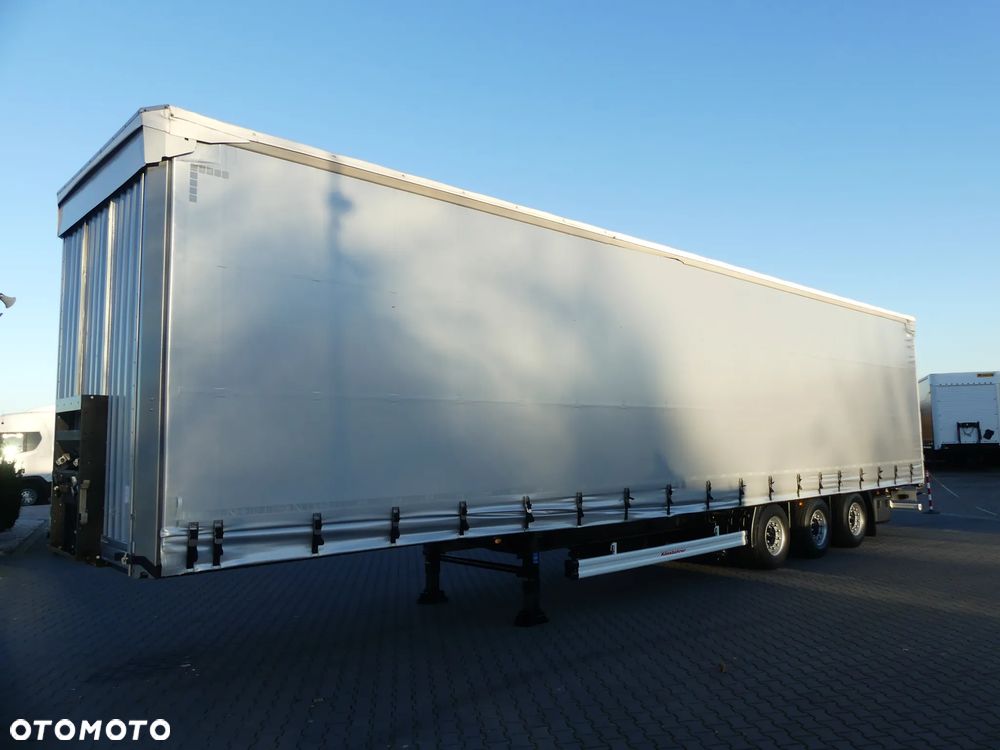 Kassbohrer MEGA / FIRANKA / OŚ PODNOSZONA / DACH PODNOSZONY / - 4