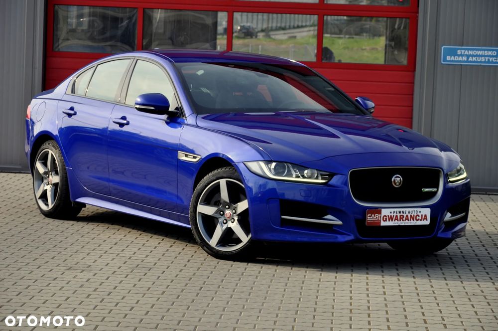 Jaguar XE 2.0 D AWD R-Sport - 6
