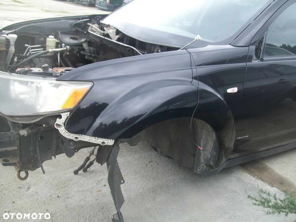 BŁOTNIK PRAWY OUDLANDER - 1