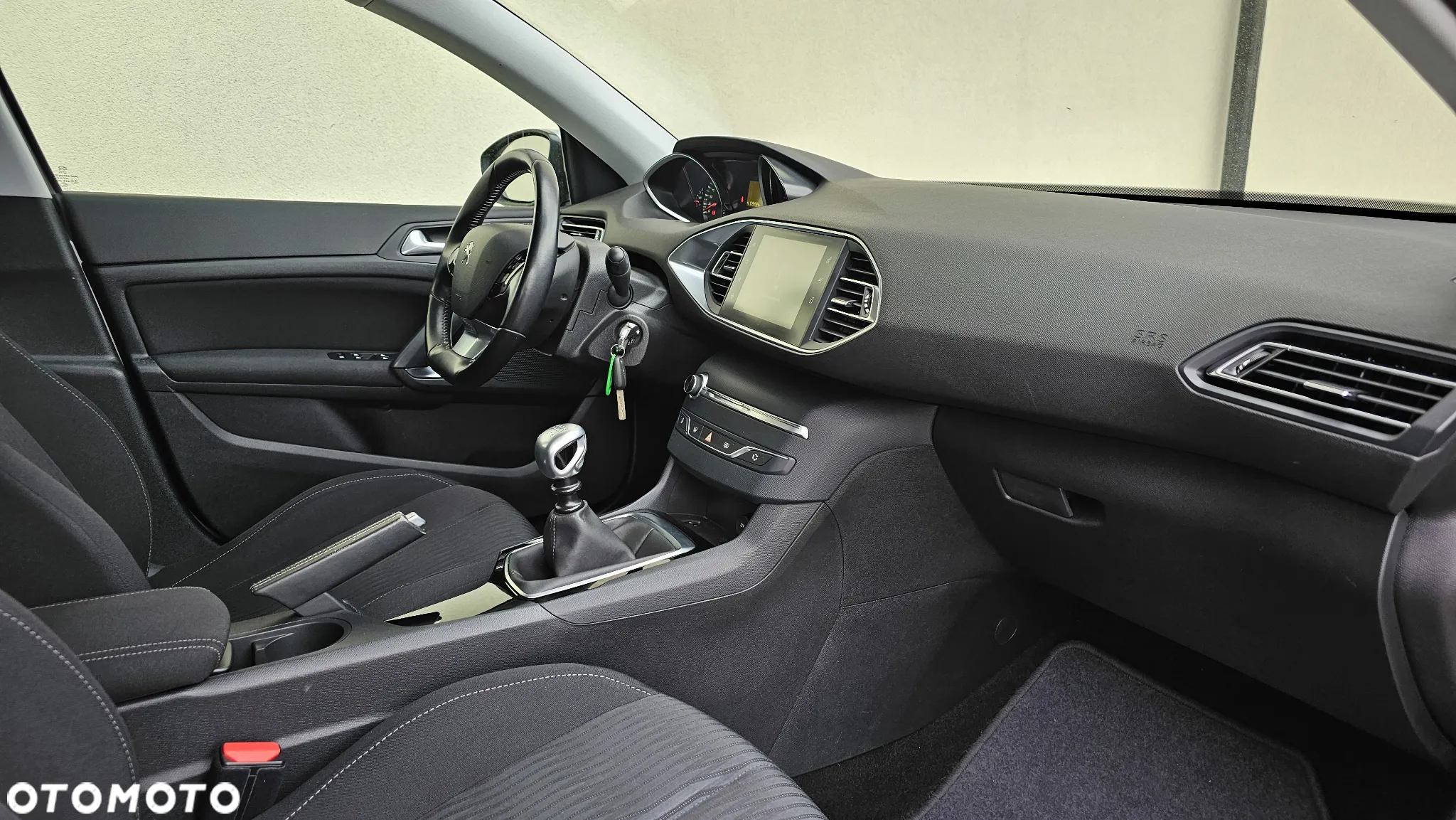 Peugeot 308 SW 1.6 BlueHDi Business Line S&S - 15
