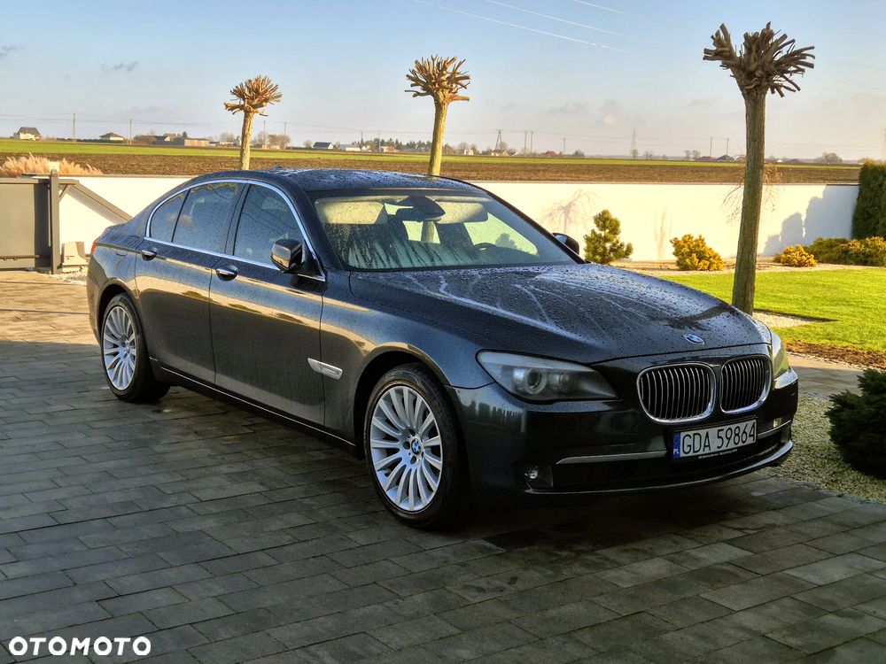 BMW Seria 7 730d - 24