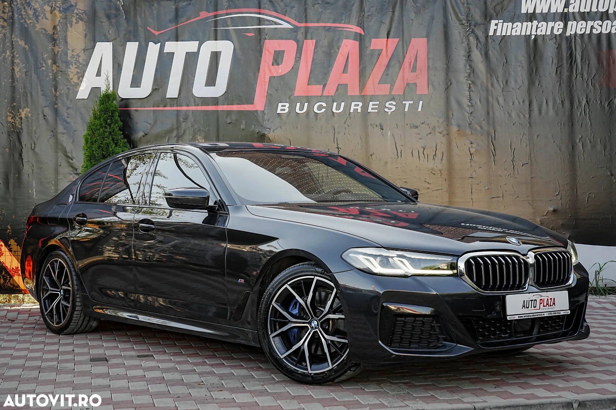 BMW Seria 5 520d Aut. M Sport Edition - 2