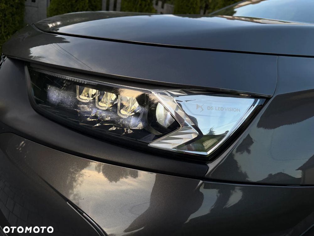 DS Automobiles DS 7 Crossback 2.0 BlueHDi Performance Line + - 33