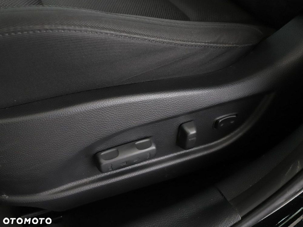 Hyundai i40 Kombi 2.0 Automatik Trend - 40