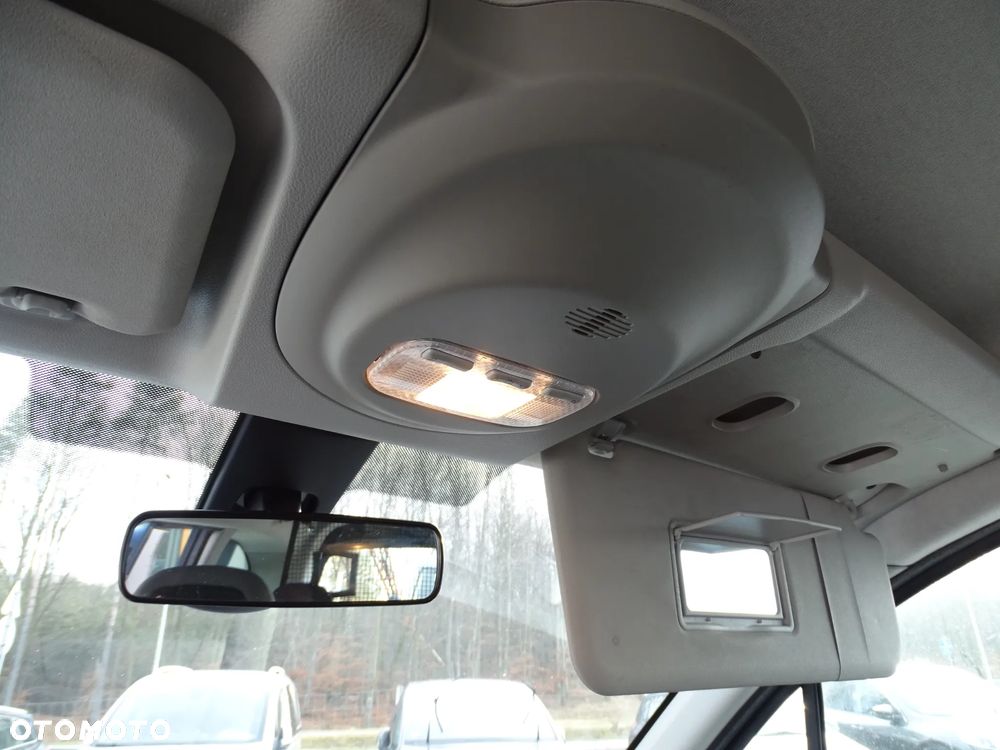 Citroën Berlingo Multispace BlueHDi 100 S&S ETG6 SHINE - 32