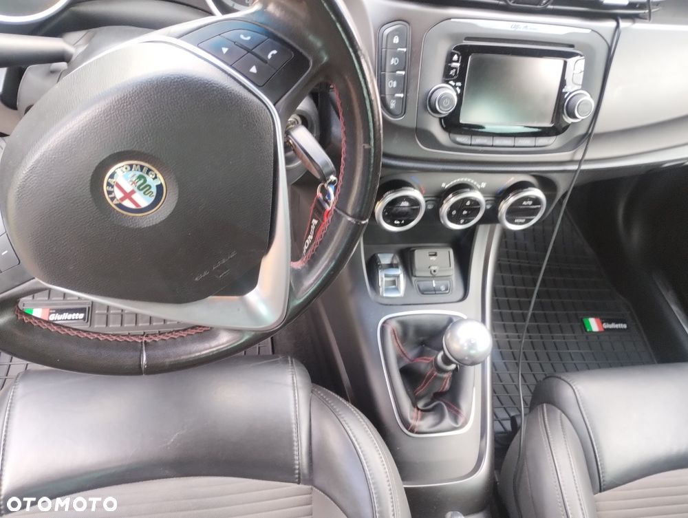 Alfa Romeo Giulietta - 5