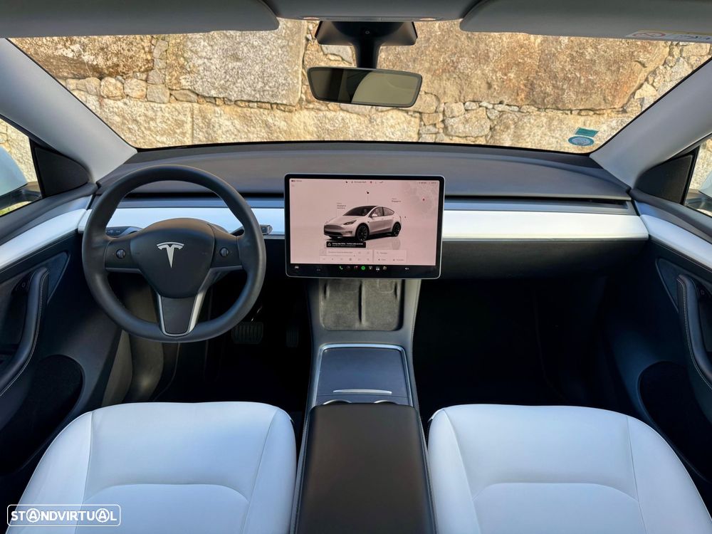 Tesla Model Y Tração Traseira - 33