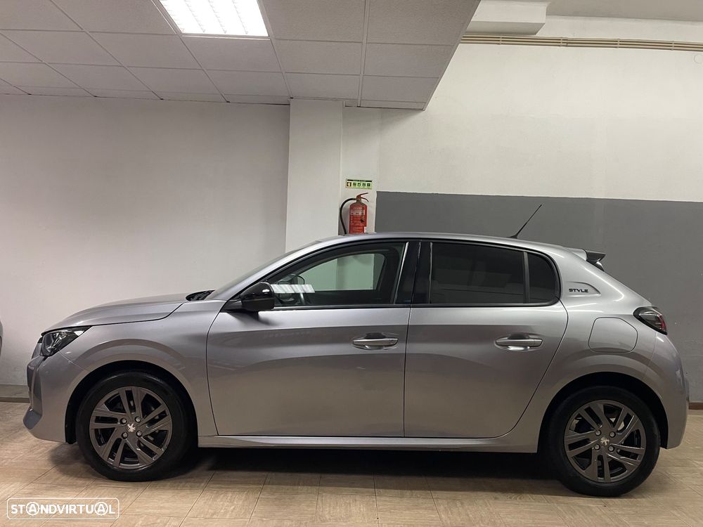 Peugeot 208 1.2 PureTech SE Style - 33