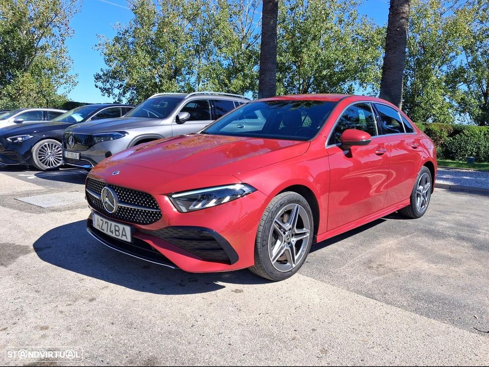 Mercedes-Benz A 250 Limousine e AMG Line - 1