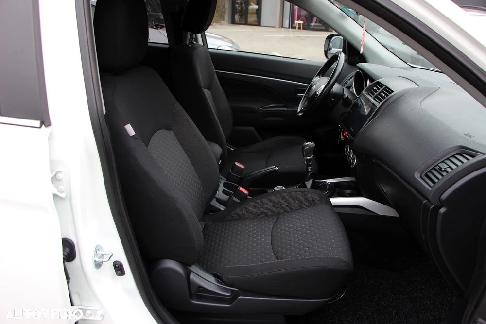 Mitsubishi ASX 1.8 DI-D 4WD Intense - 11