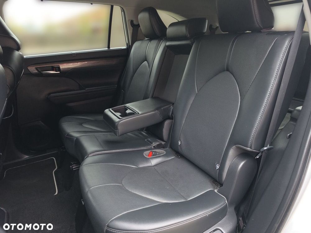 Toyota Highlander - 32