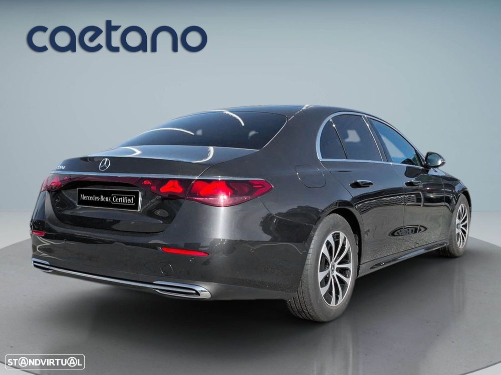 Mercedes-Benz E 220 d - 8