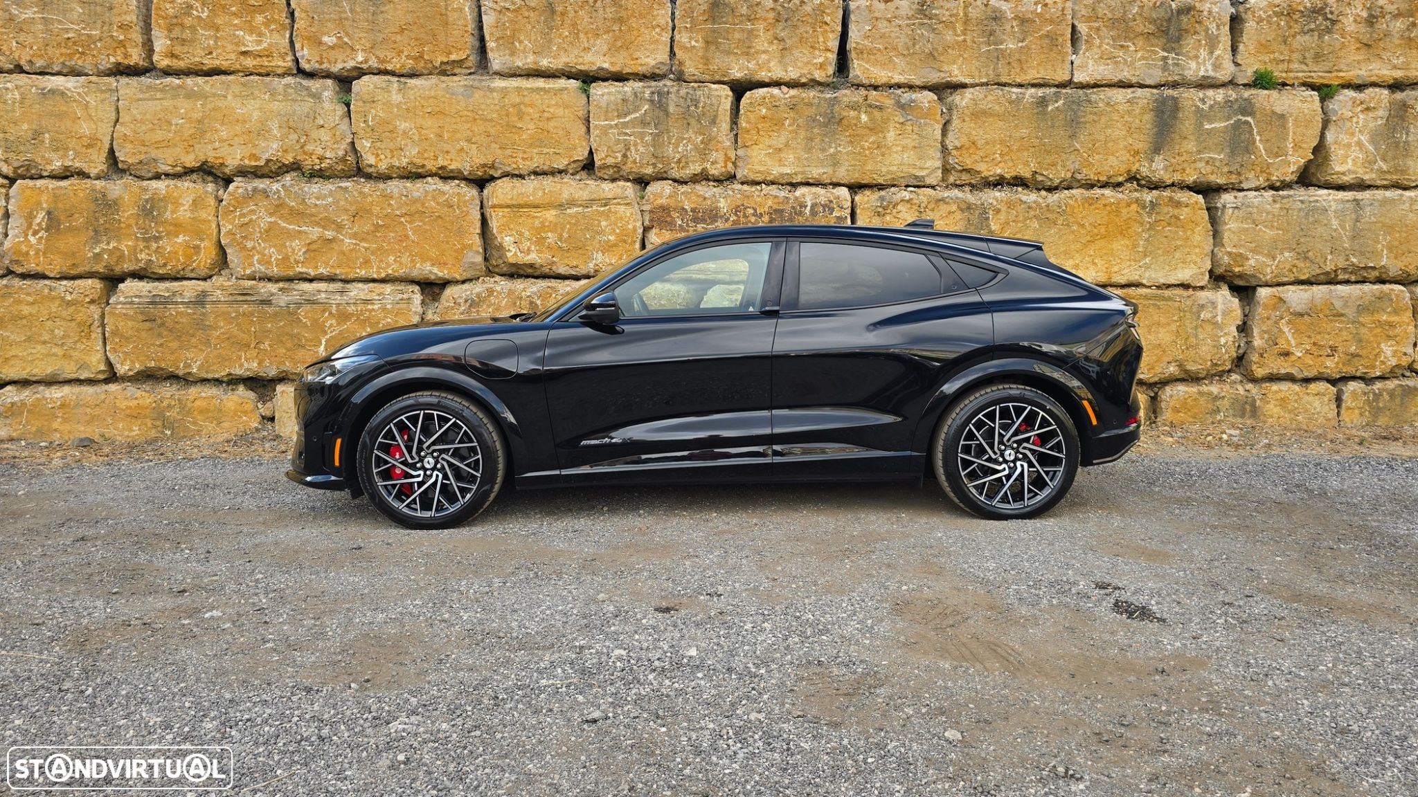 Ford Mustang Mach-E 98.7 kWh GT AWD - 3