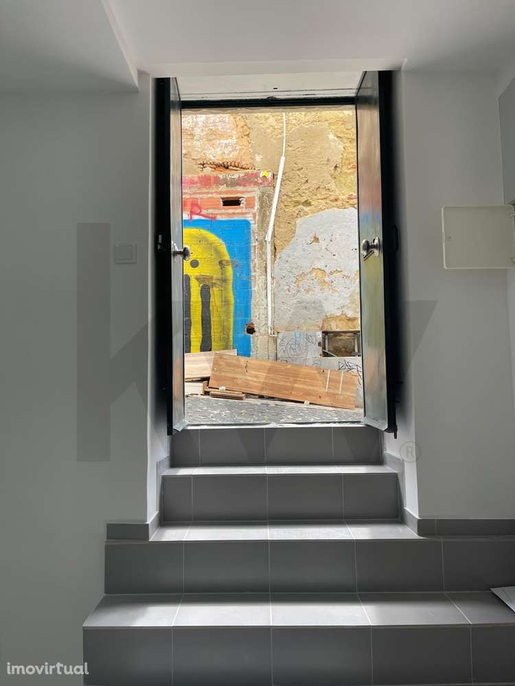 Arrendamento de Escritório, Atelier ou Loja com 18m2 a 1minuto a pé do - Grande imagem: 4/19