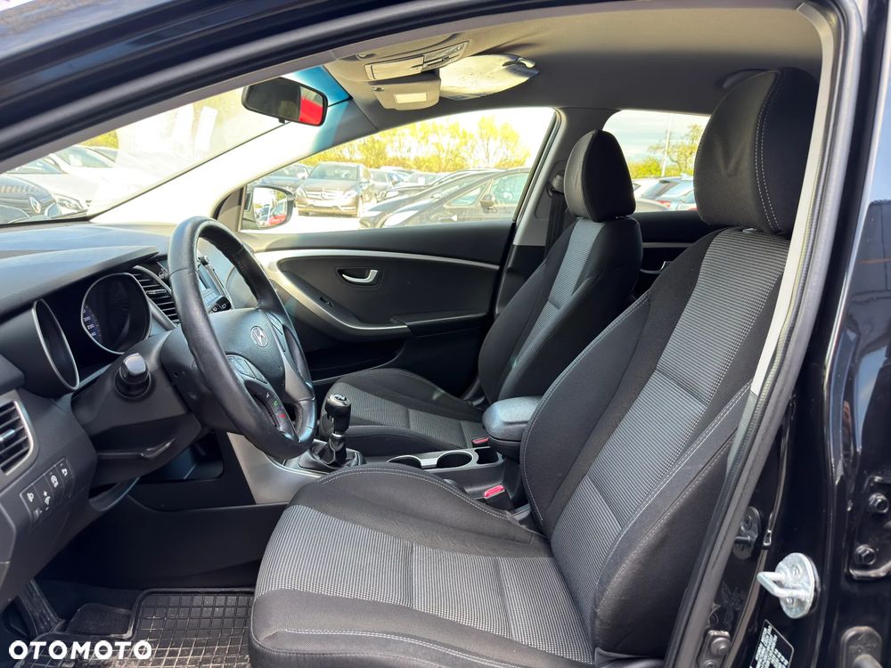 Hyundai i30 1.6 Trend - 20