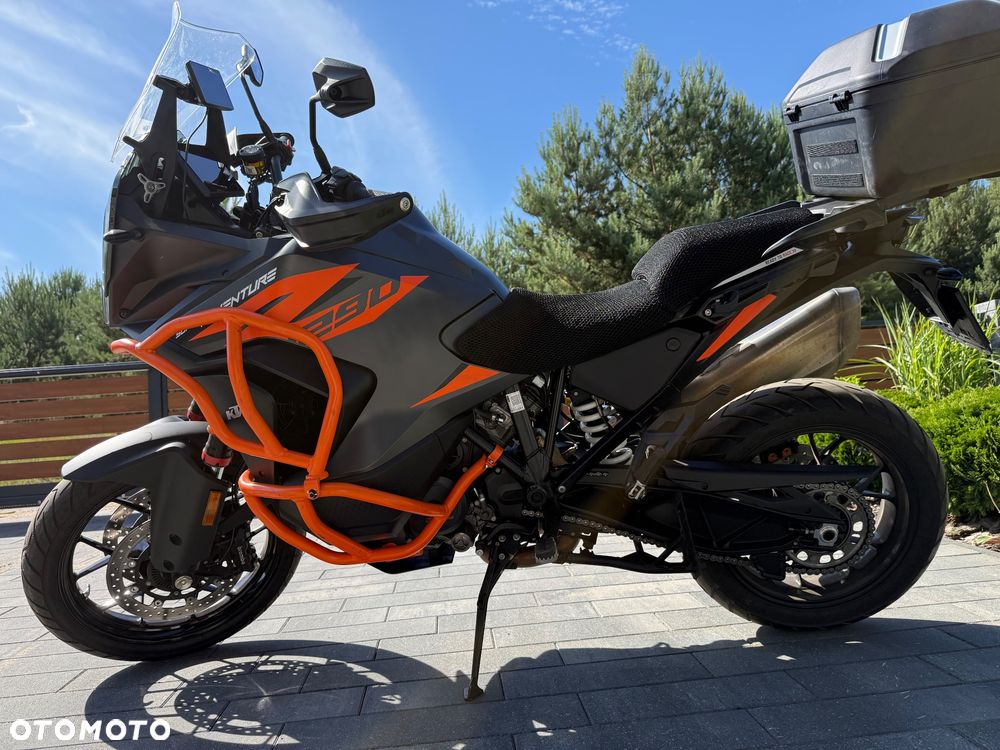 KTM Adventure - 3