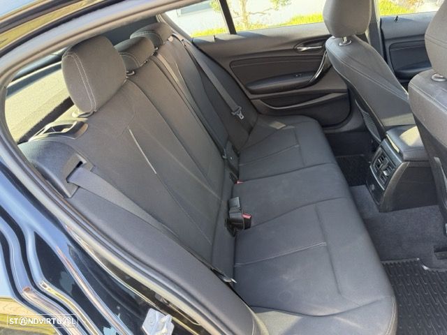BMW 118 d Sport Line - 4