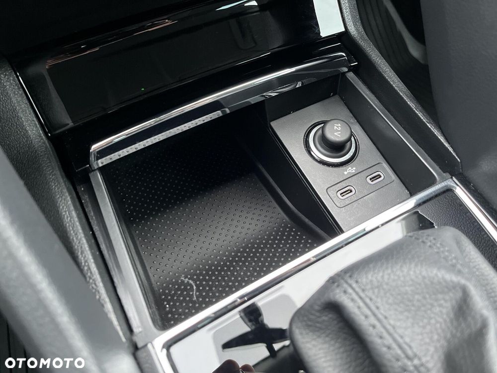 Skoda Karoq 1.5 TSI ACT Ambition DSG - 27