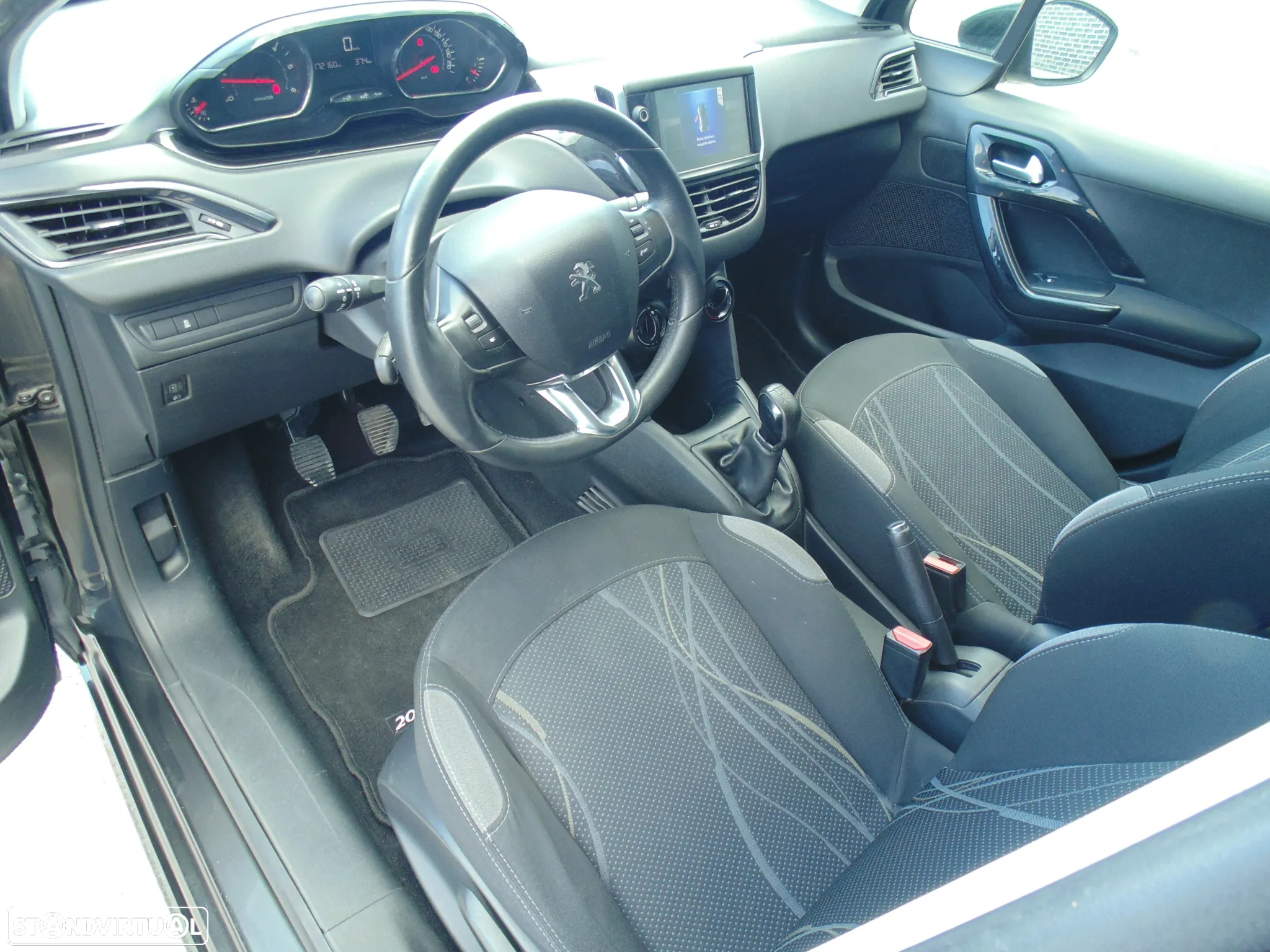 Peugeot 208 1.4 HDi Active - 20