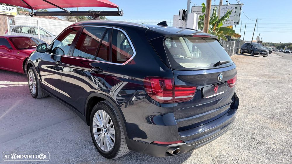 BMW X5 25 d sDrive Comfort 7L - 55