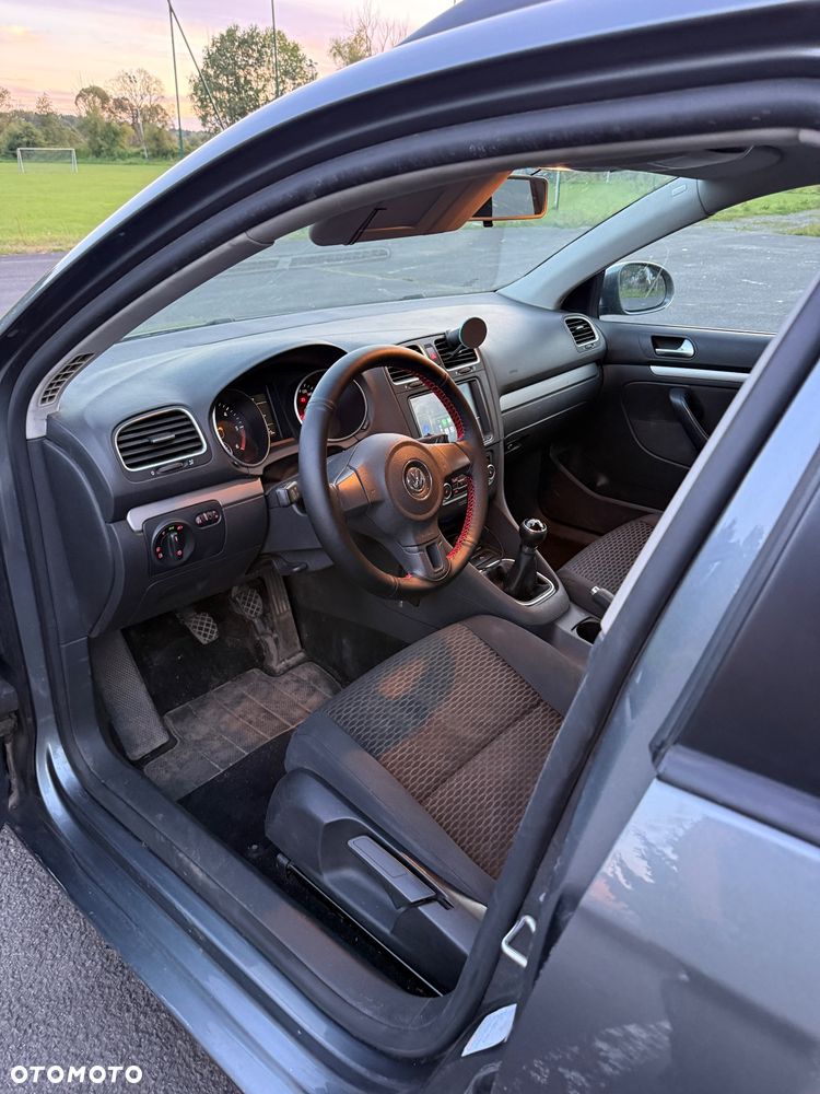 Volkswagen Golf 1.6 TDI Comfortline - 15