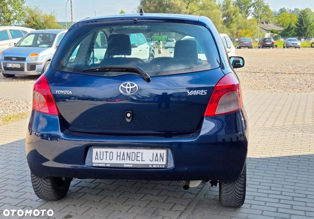 Toyota Yaris - 6