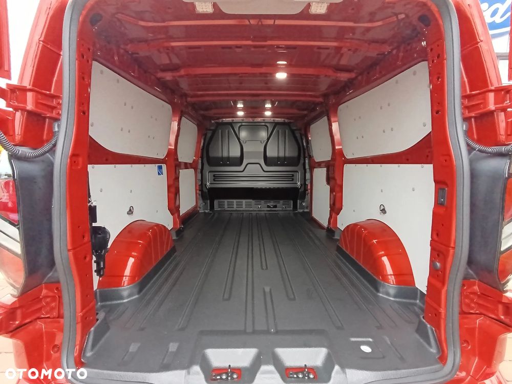 Ford Transit Custom Van L2H1 - 10