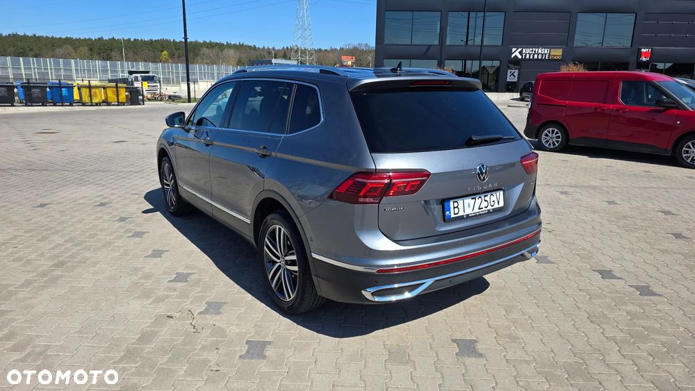 Volkswagen Tiguan Allspace 2.0 TSI 4Mot Elegance DSG - 23