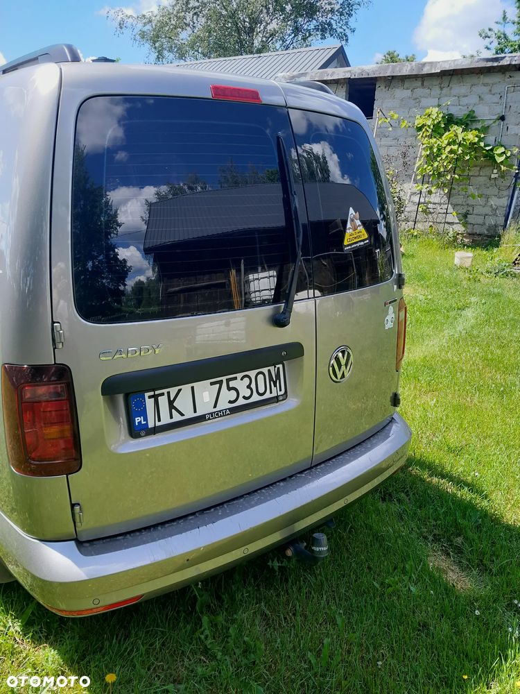 Volkswagen Caddy Maxi 2.0 TDI Trendline 4Motion - 24