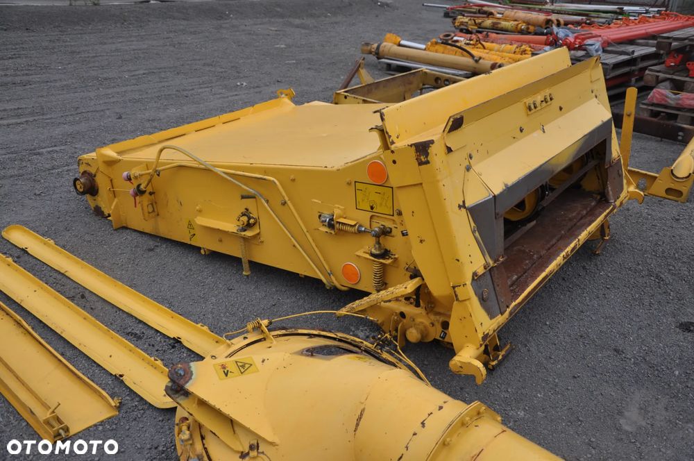 Hydromotor silnik skrzynia New Holland TX 65 66 67 68 - 8