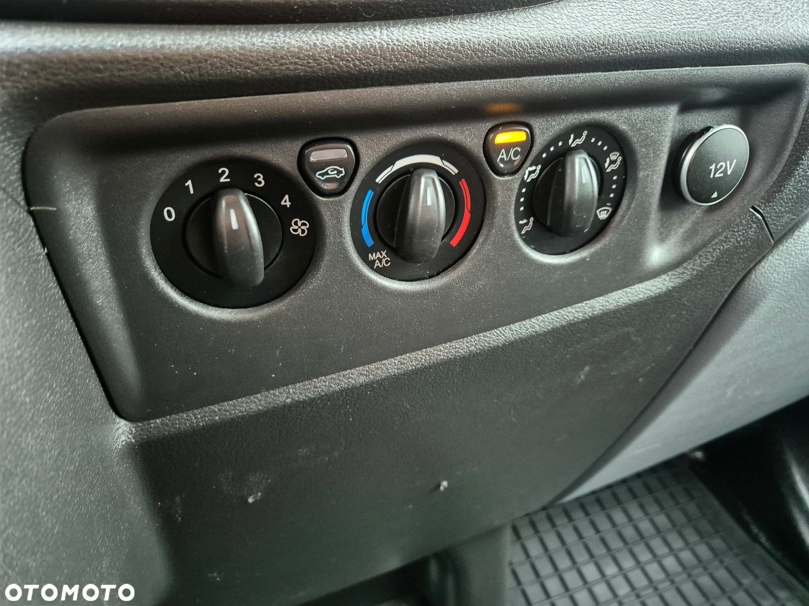 Ford transit L2H2 *49999zł NETTO* 2,0 TdCi/170KM Automat!!! - 26