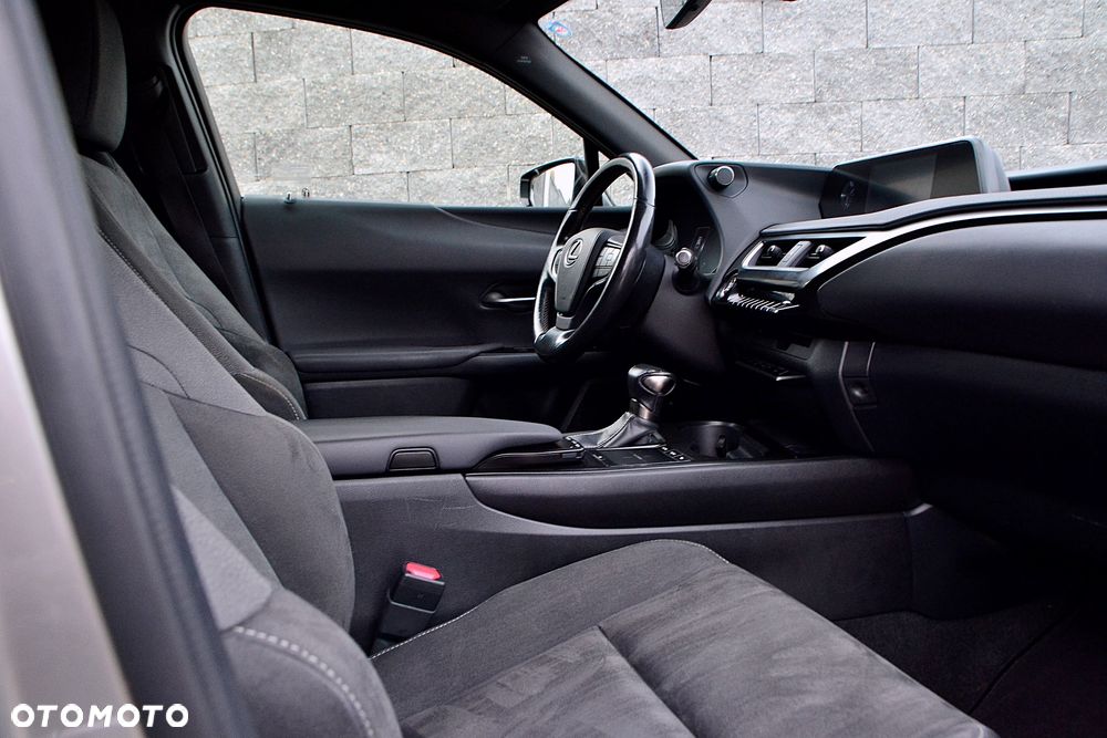 Lexus UX 200 GPF F Sport Design 2WD - 15