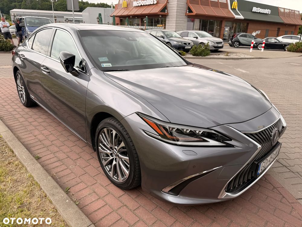 Lexus ES 300h Prestige - 1