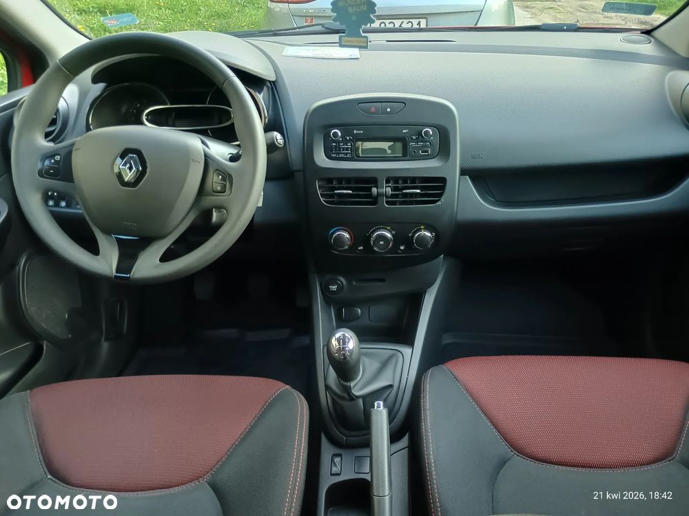 Renault Clio 1.2 16V Business - 10